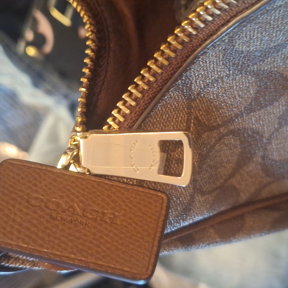 Coach Tan Signature Hobo Bag Nwot - Picture 6 of 16